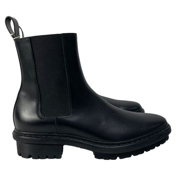 Balenciaga Chelsea Ankle Boots in Black Leather - Picture 1 of 9